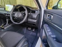 https://riyasewana.com/uploads/honda-vezel-z-19430017816.jpg