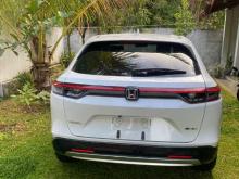 https://riyasewana.com/uploads/honda-vezel-z-1951446265.jpg