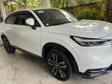 https://riyasewana.com/uploads/honda-vezel-z-1980009664.jpg