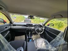 https://riyasewana.com/uploads/honda-vezel-z-198155317276.jpg