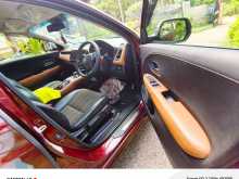https://riyasewana.com/uploads/honda-vezel-z-19822334603.jpg