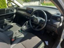 https://riyasewana.com/uploads/honda-vezel-z-199214317164.jpg