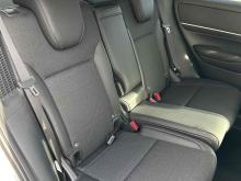 https://riyasewana.com/uploads/honda-vezel-z-2010172624011.jpg