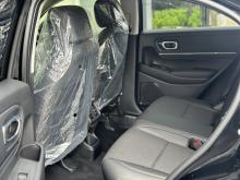https://riyasewana.com/uploads/honda-vezel-z-2010560717695.jpg