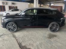 https://riyasewana.com/uploads/honda-vezel-z-2013260424521.jpg