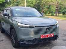 https://riyasewana.com/uploads/honda-vezel-z-20132926262.jpg