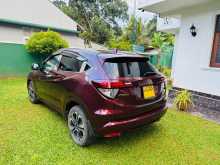 https://riyasewana.com/uploads/honda-vezel-z-2014-1015211312204.jpg