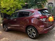 https://riyasewana.com/uploads/honda-vezel-z-2014-113265512283.jpg