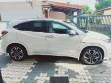 https://riyasewana.com/uploads/honda-vezel-z-2014-19021912912.jpg