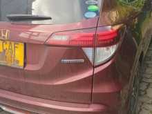 https://riyasewana.com/uploads/honda-vezel-z-2014-2012101912393.jpg