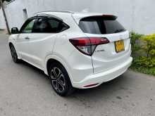 https://riyasewana.com/uploads/honda-vezel-z-2014-211463012582.jpg