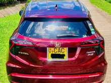 https://riyasewana.com/uploads/honda-vezel-z-2014-2211440213004.jpg