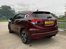 https://riyasewana.com/uploads/honda-vezel-z-2014-2212332312443.jpg