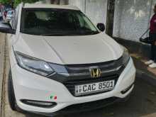 https://riyasewana.com/uploads/honda-vezel-z-2014-2320551512924.jpg