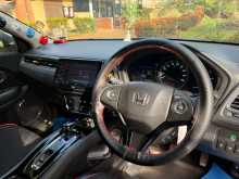 https://riyasewana.com/uploads/honda-vezel-z-2014-235260012203.jpg