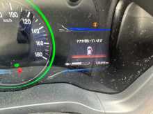 https://riyasewana.com/uploads/honda-vezel-z-2014-2619570512834.jpg