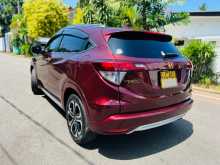 https://riyasewana.com/uploads/honda-vezel-z-2014-2713550312682.jpg