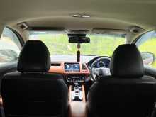 https://riyasewana.com/uploads/honda-vezel-z-2014-28330312324.jpg
