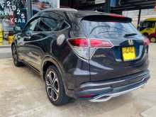 https://riyasewana.com/uploads/honda-vezel-z-2014-321193212382.jpg