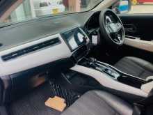 https://riyasewana.com/uploads/honda-vezel-z-2014-321193212443.jpg