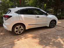 https://riyasewana.com/uploads/honda-vezel-z-2014-416132012874.jpg