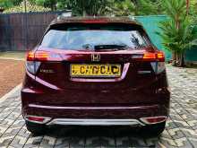 https://riyasewana.com/uploads/honda-vezel-z-2014-67013412522.jpg