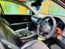 https://riyasewana.com/uploads/honda-vezel-z-2014-67013412524.jpg
