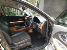 https://riyasewana.com/uploads/honda-vezel-z-2014-713292912364.jpg
