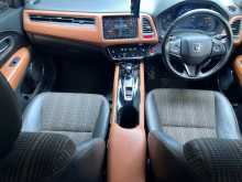 https://riyasewana.com/uploads/honda-vezel-z-2015-1811001712584.jpg