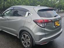 https://riyasewana.com/uploads/honda-vezel-z-2015-2011081512272.jpg