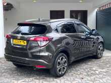 https://riyasewana.com/uploads/honda-vezel-z-2015-2115023612502.jpg
