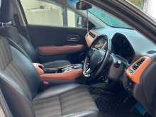 https://riyasewana.com/uploads/honda-vezel-z-2015-2115023612654.jpg