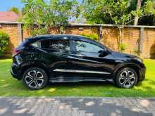 https://riyasewana.com/uploads/honda-vezel-z-2015-214444812433.jpg