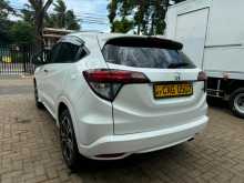 https://riyasewana.com/uploads/honda-vezel-z-2015-248482912473.jpg