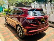 https://riyasewana.com/uploads/honda-vezel-z-2015-3116580812183.jpg