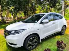 https://riyasewana.com/uploads/honda-vezel-z-2016-1322405812364.jpg