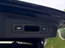 https://riyasewana.com/uploads/honda-vezel-z-2022-176173112954.jpg