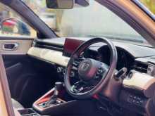 https://riyasewana.com/uploads/honda-vezel-z-2022-3014210312824.jpg