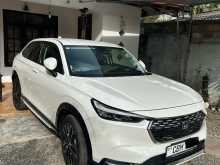 https://riyasewana.com/uploads/honda-vezel-z-2023-1117310212103.jpg