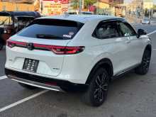https://riyasewana.com/uploads/honda-vezel-z-2023-1119442912503.jpg