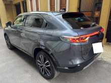https://riyasewana.com/uploads/honda-vezel-z-2023-120270012882.jpg