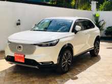 https://riyasewana.com/uploads/honda-vezel-z-2023-1211473612082.jpg