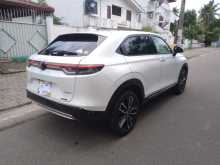 https://riyasewana.com/uploads/honda-vezel-z-2023-1416154212392.jpg