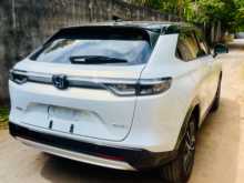https://riyasewana.com/uploads/honda-vezel-z-2023-2017413212062.jpg