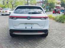 https://riyasewana.com/uploads/honda-vezel-z-2023-2018224712564.jpg