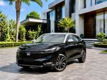 Honda Vezel Z Play MR 2-Tone 2023 SUV
