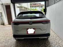 https://riyasewana.com/uploads/honda-vezel-z-2023-2316395212433.jpg