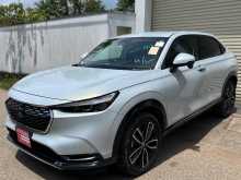 https://riyasewana.com/uploads/honda-vezel-z-2023-2723372612553.jpg