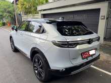 https://riyasewana.com/uploads/honda-vezel-z-2023-288124712952.jpg