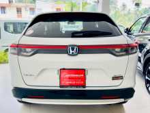 https://riyasewana.com/uploads/honda-vezel-z-2023-412452612573.jpg